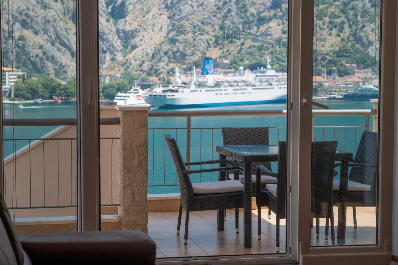 Kotor Vista Apartment A4 ภายนอก รูปภาพ