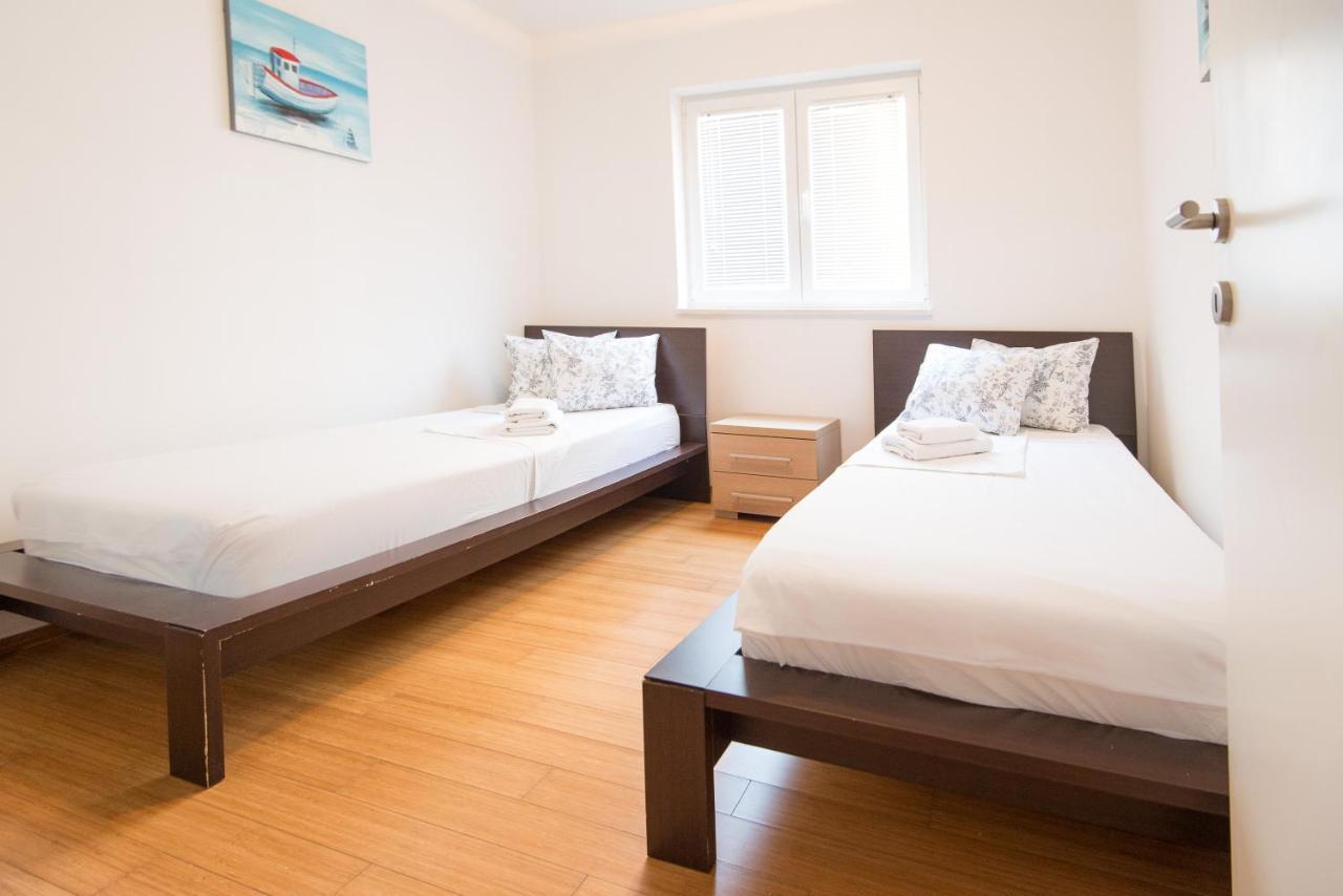 Kotor Vista Apartment A4 ภายนอก รูปภาพ